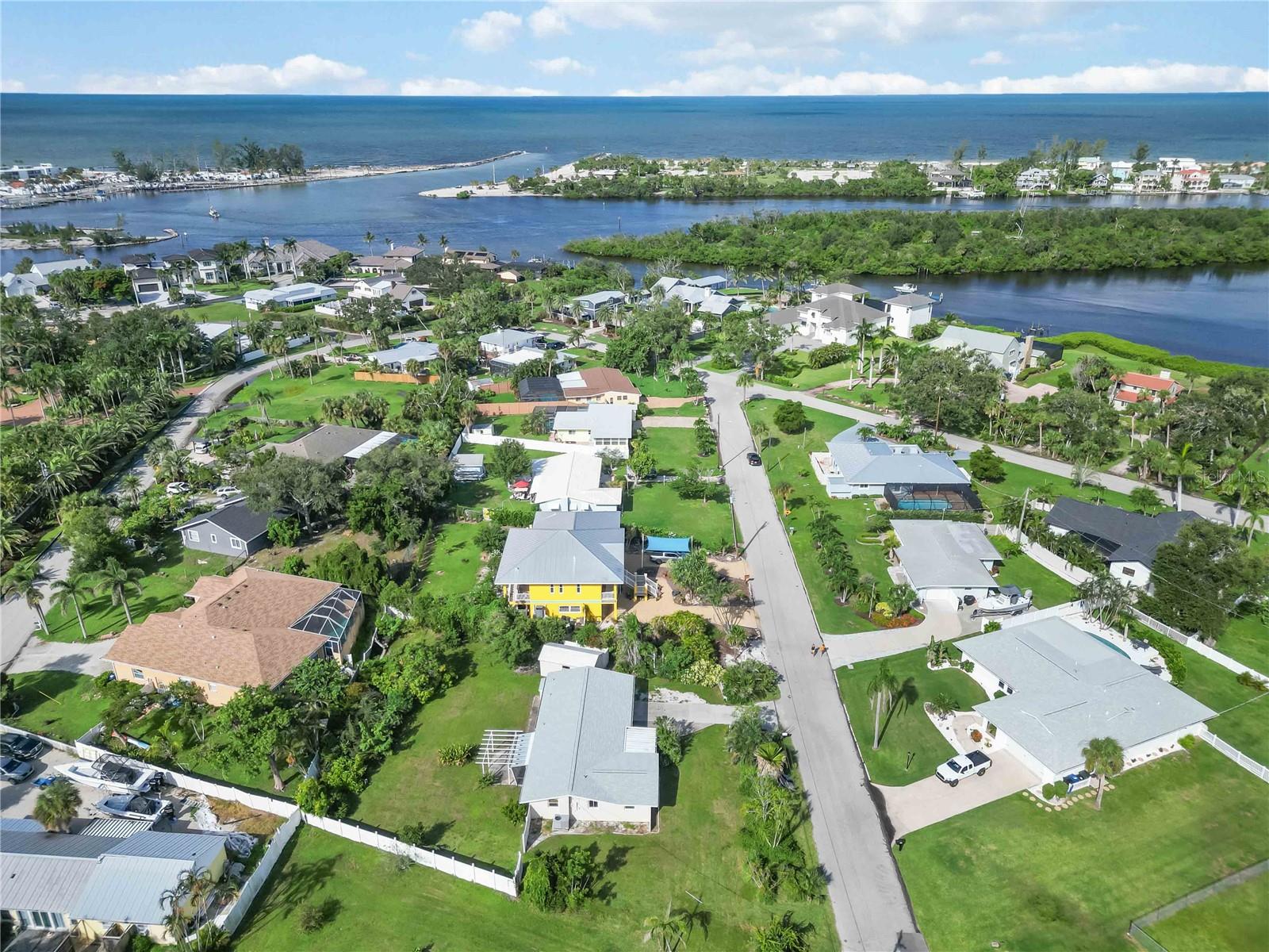 BAY POINT CORR OF - Residential