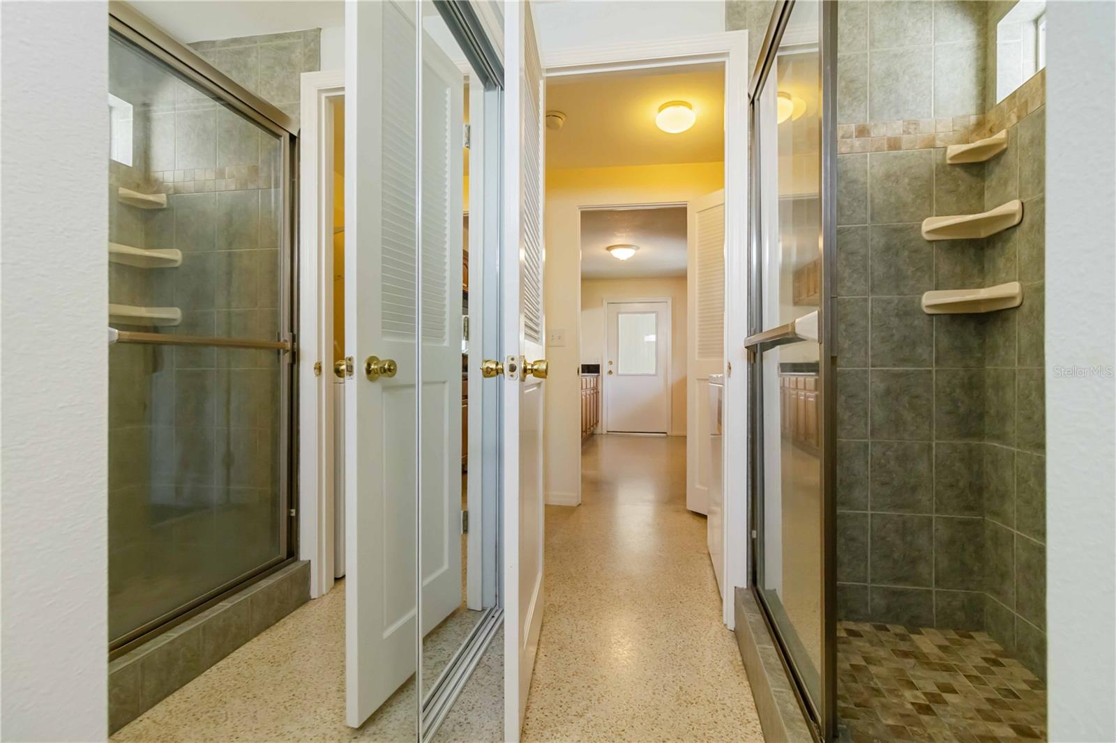 BAY POINT CORR OF - Residential