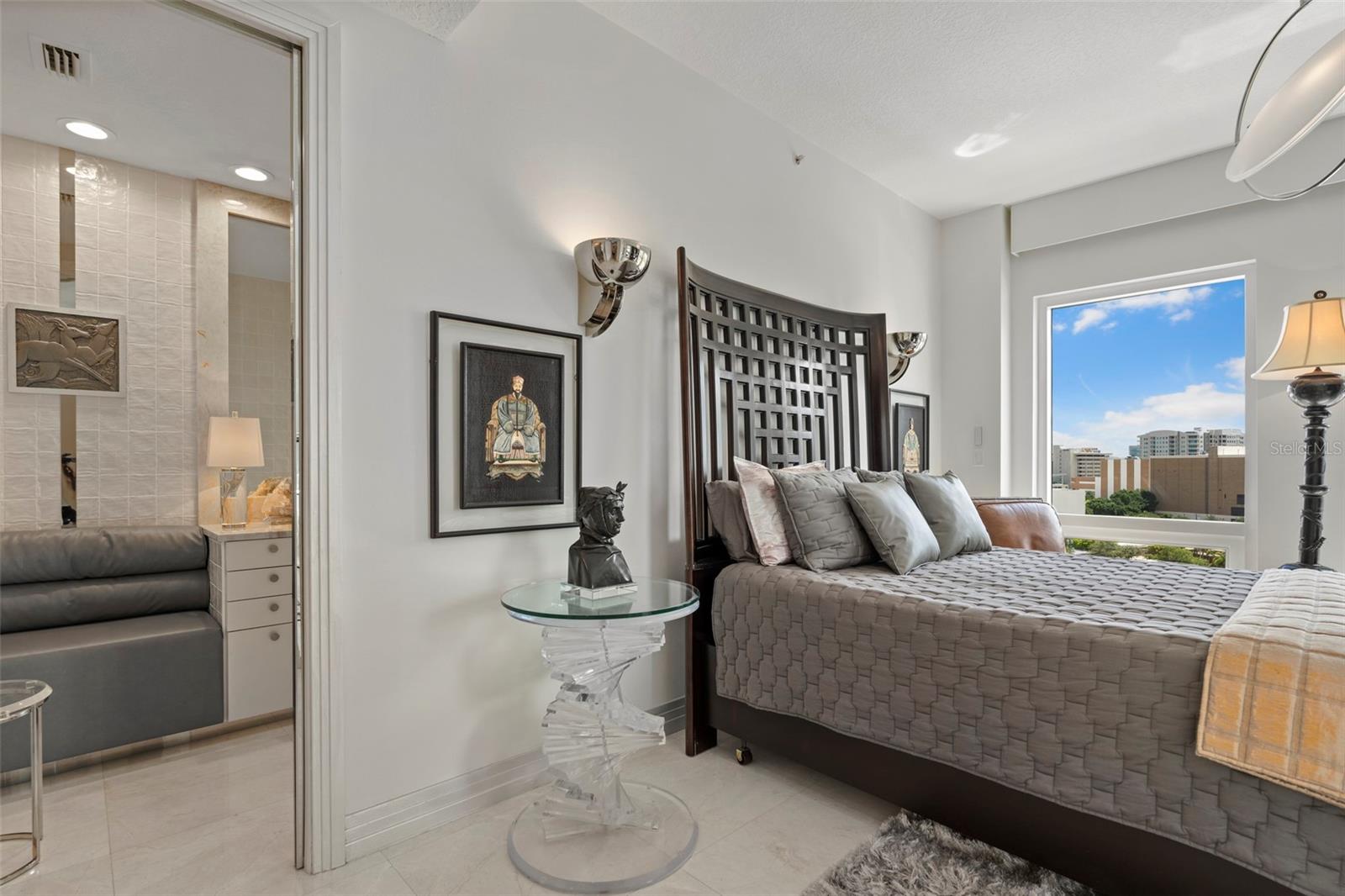 THE SAVOY ON PALM - Residential