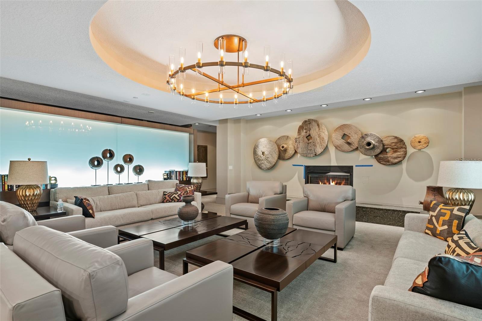 THE SAVOY ON PALM - Residential