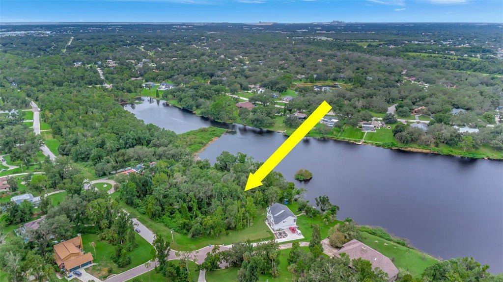 Photo of 12610 Lake Hills Drive, Riverview, FL 33569 (MLS # TB8543810)