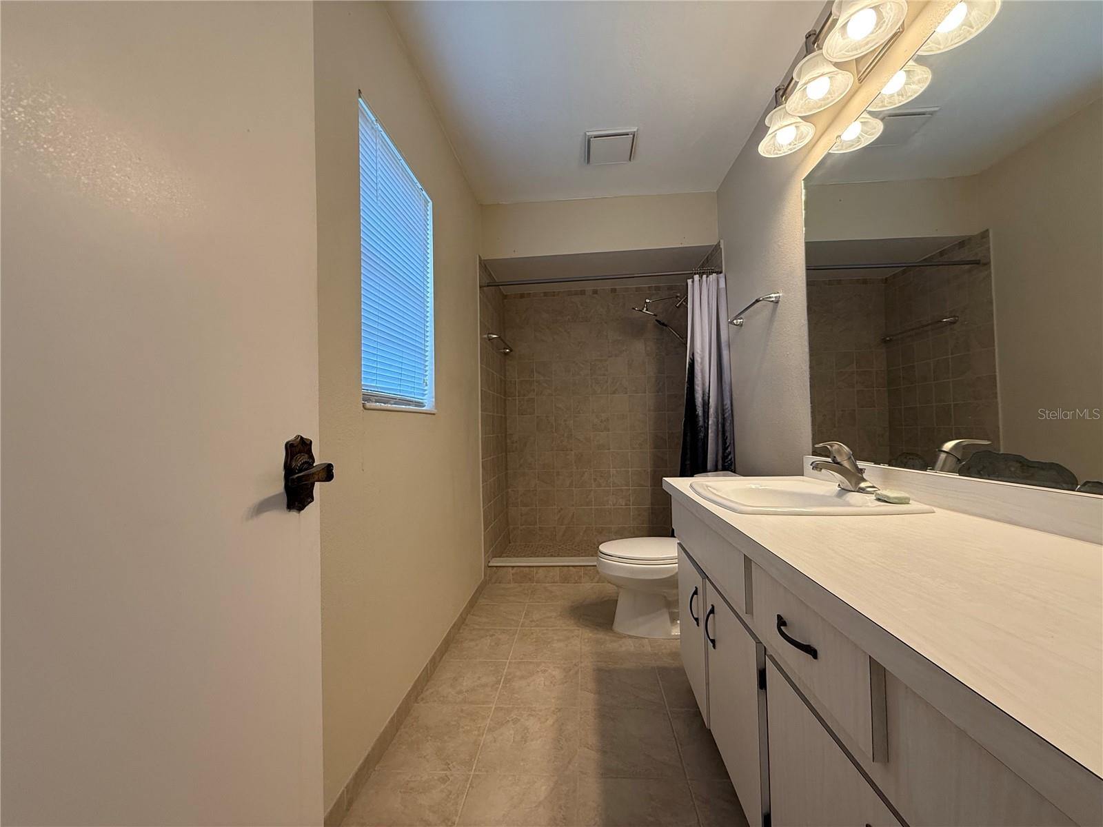 BAYSHORE VILLAGE I - Residential