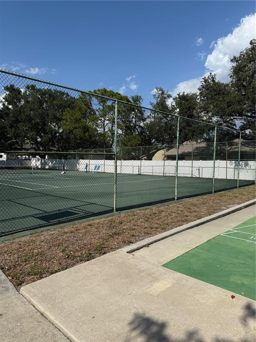 BAYSHORE VILLAGE I - Residential