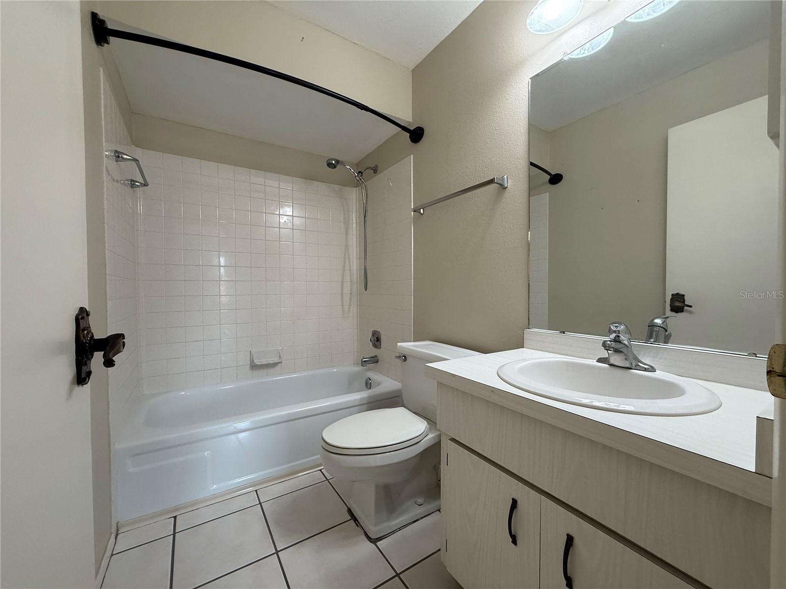 BAYSHORE VILLAGE I - Residential