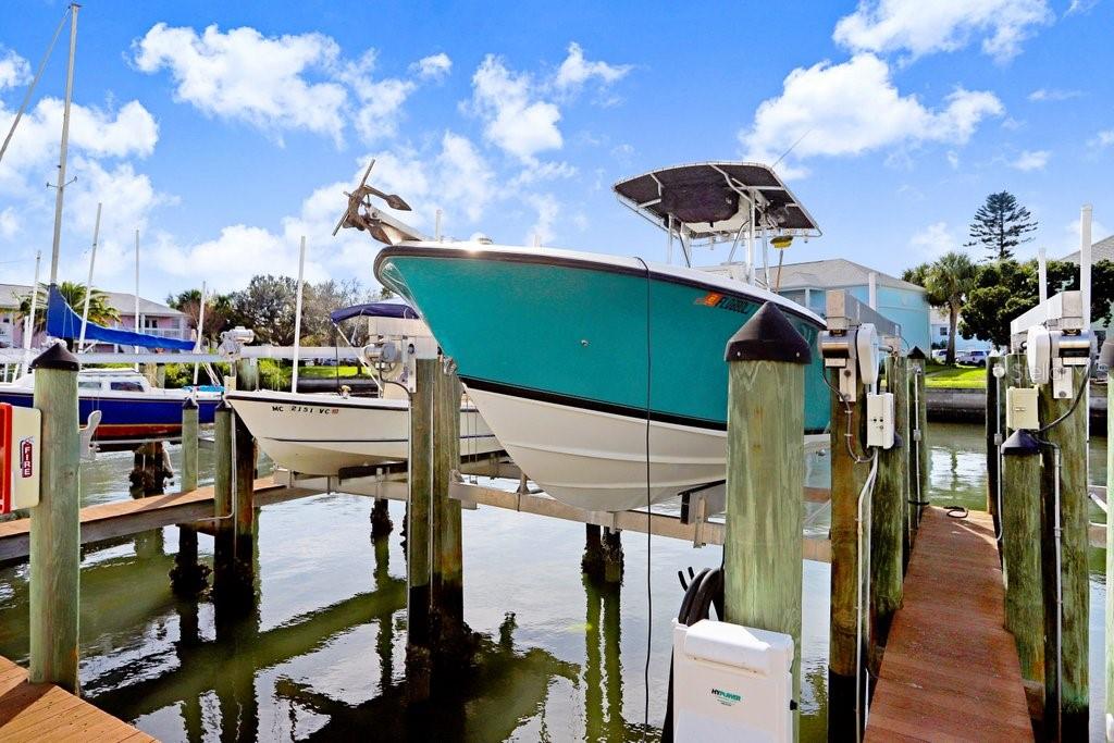 WATERSIDE AT COQUINA KEY SOUTH - Residential