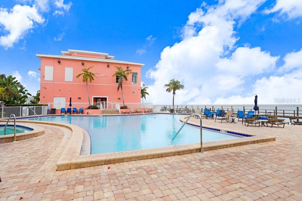 WATERSIDE AT COQUINA KEY SOUTH - Residential