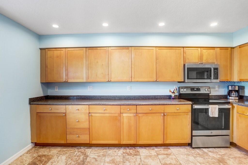 WATERSIDE AT COQUINA KEY SOUTH - Residential