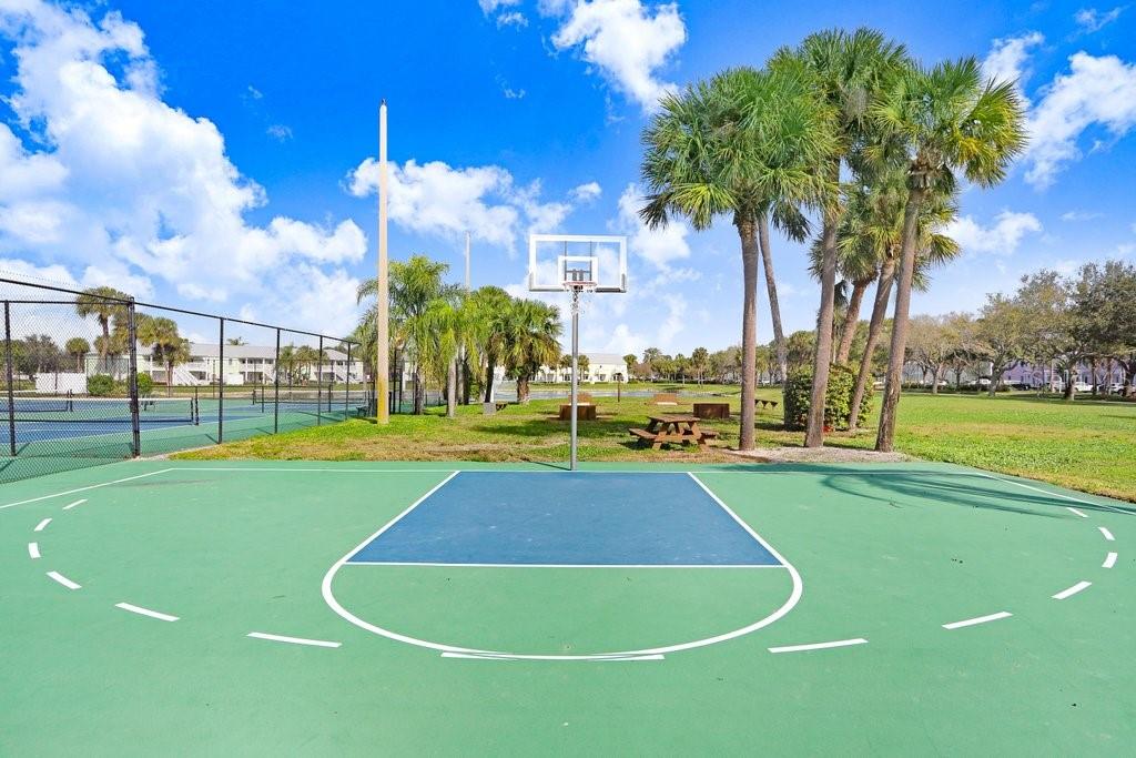 WATERSIDE AT COQUINA KEY SOUTH - Residential