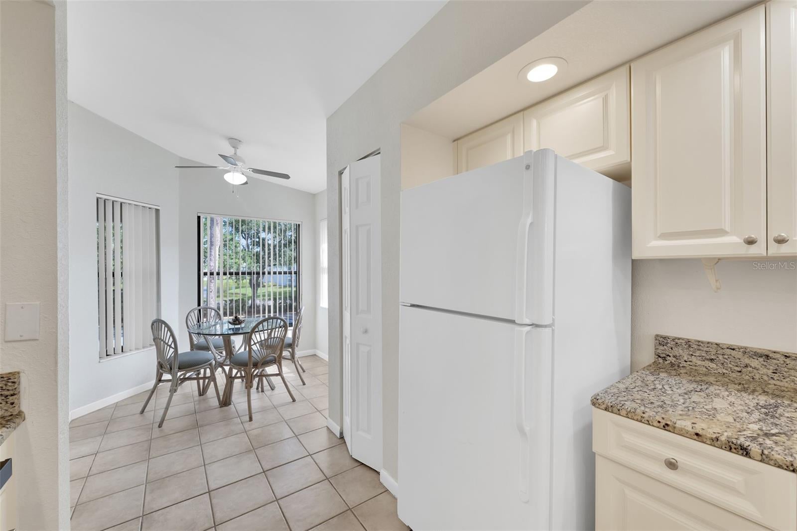 4401 46 AVE W AVENUE W 201, BRADENTON, FL, 34210 4 4401 46 AVE W AVENUE W 201