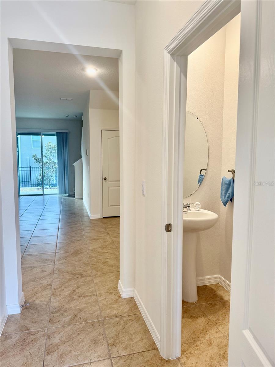 BRENTWOOD TWNHMS PH 1 - Residential Lease