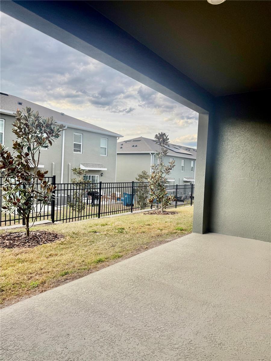 BRENTWOOD TWNHMS PH 1 - Residential Lease