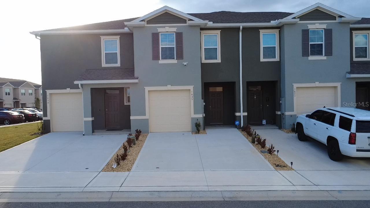 BRENTWOOD TWNHMS PH 1 - Residential Lease