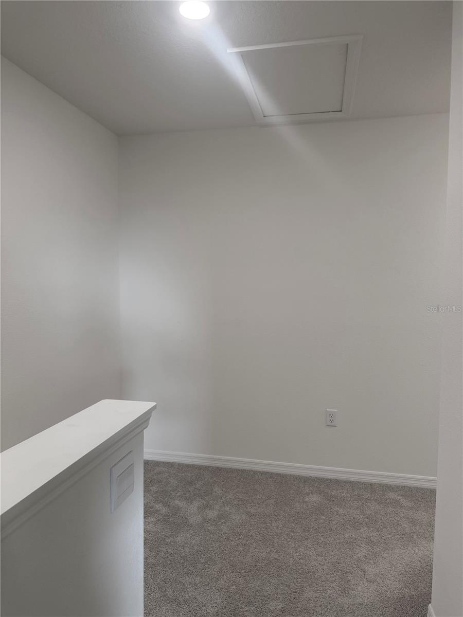 BRENTWOOD TWNHMS PH 1 - Residential Lease