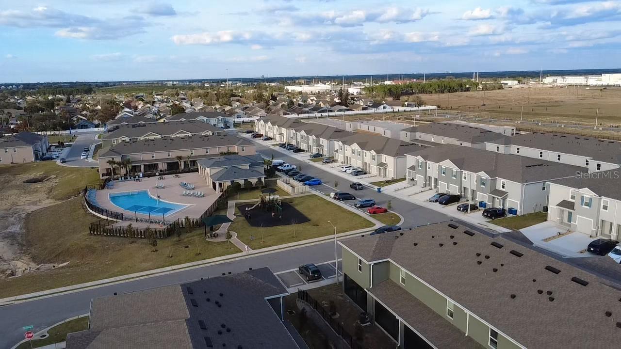 BRENTWOOD TWNHMS PH 1 - Residential Lease