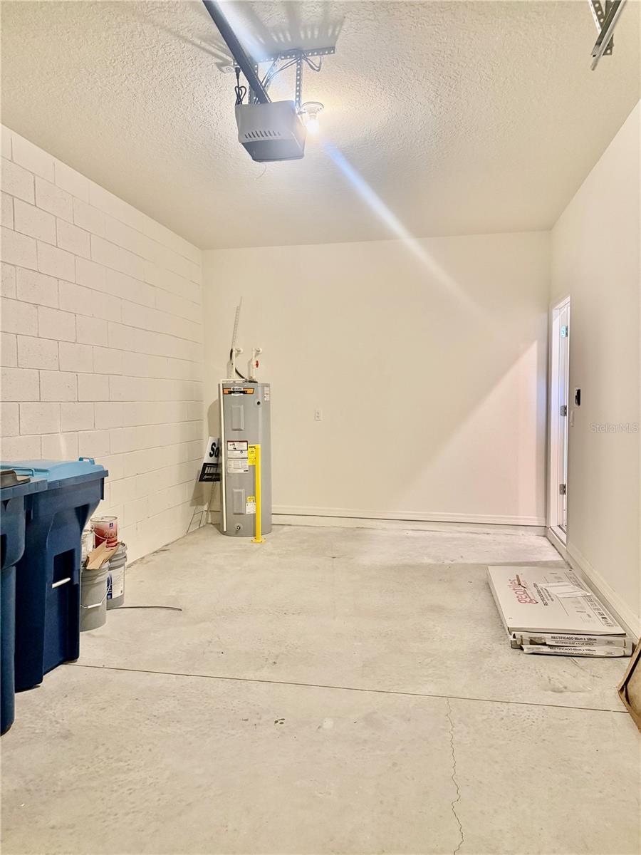 BRENTWOOD TWNHMS PH 1 - Residential Lease