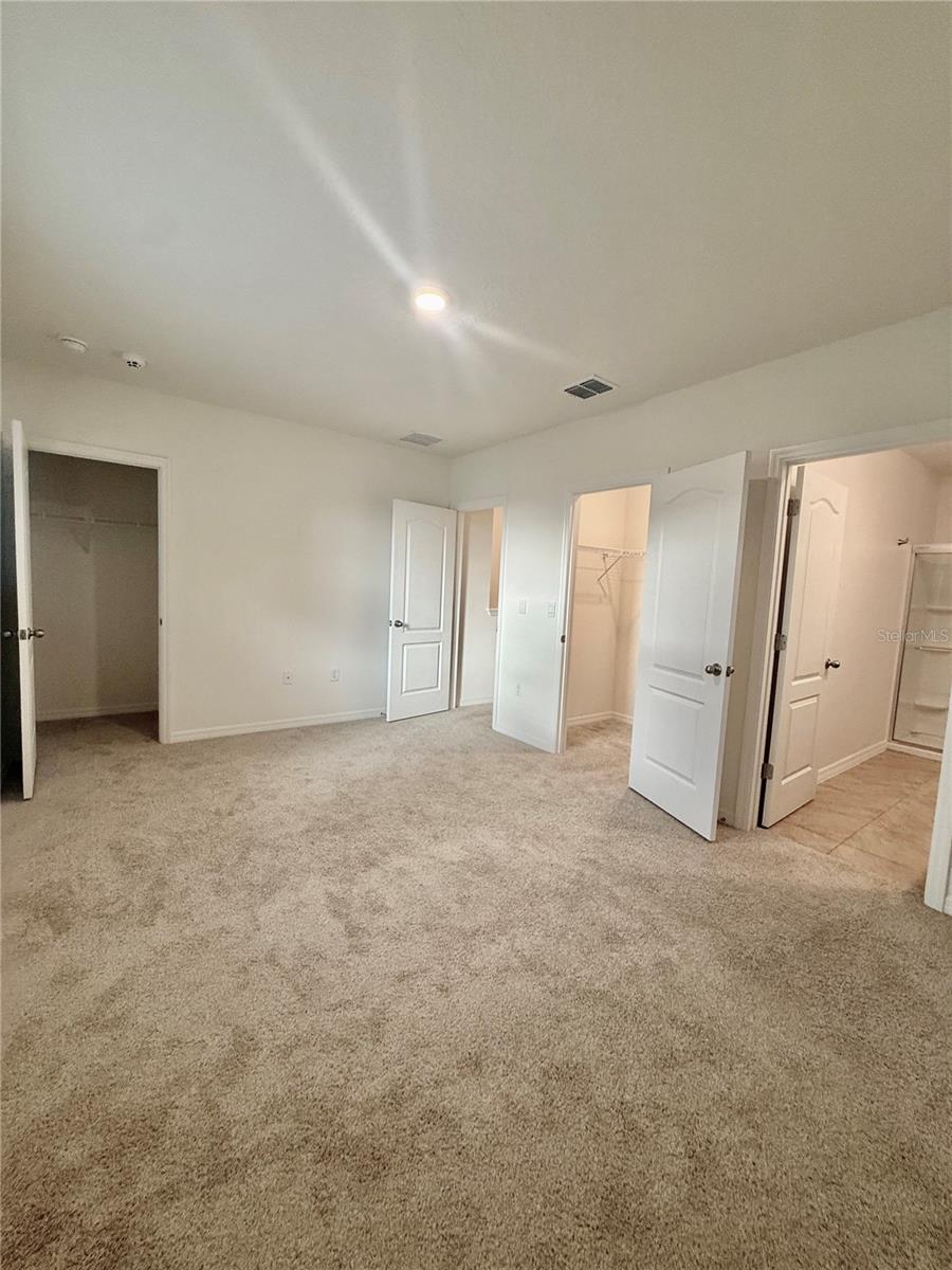 BRENTWOOD TWNHMS PH 1 - Residential Lease