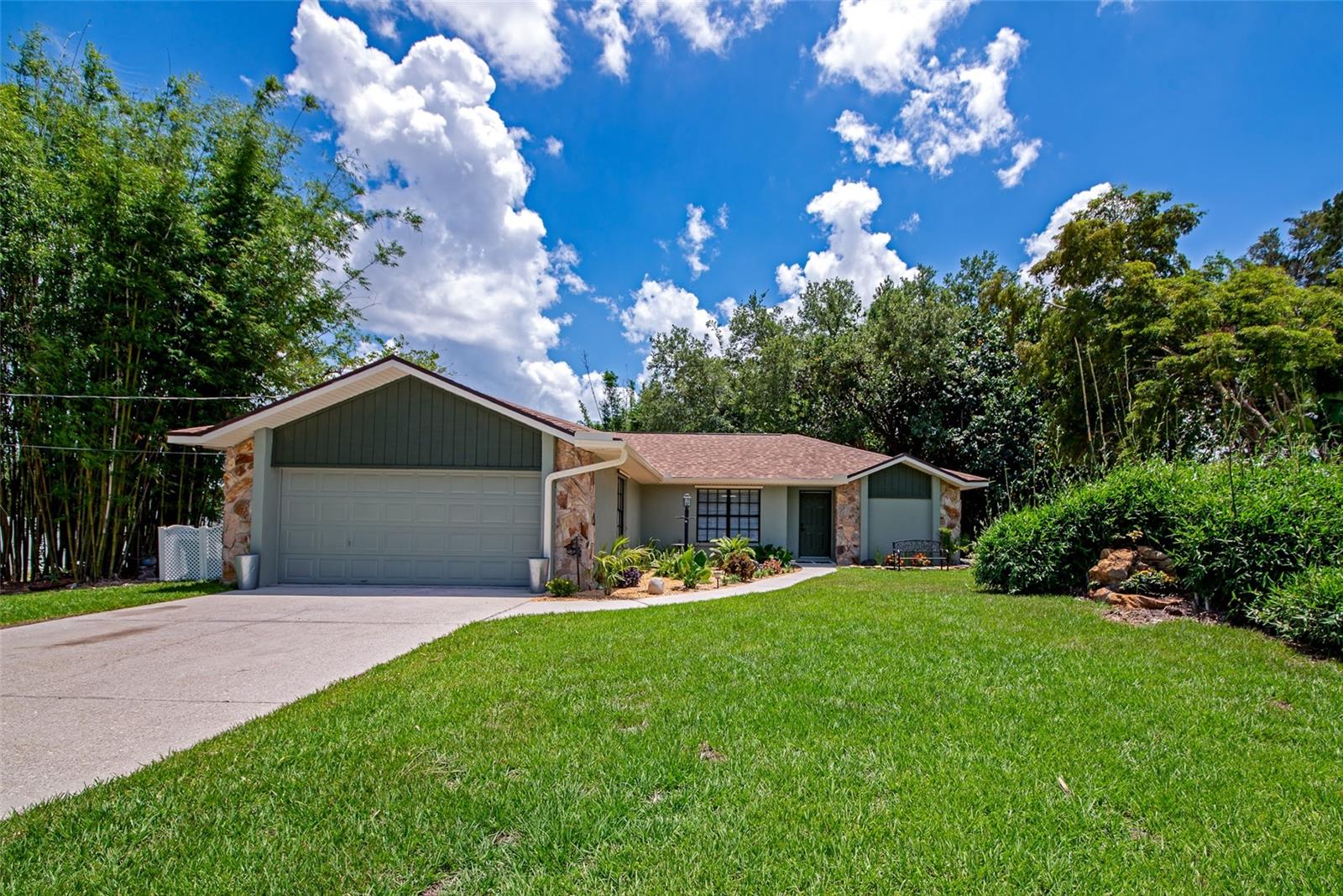 HIDDEN MEADOWS - Residential