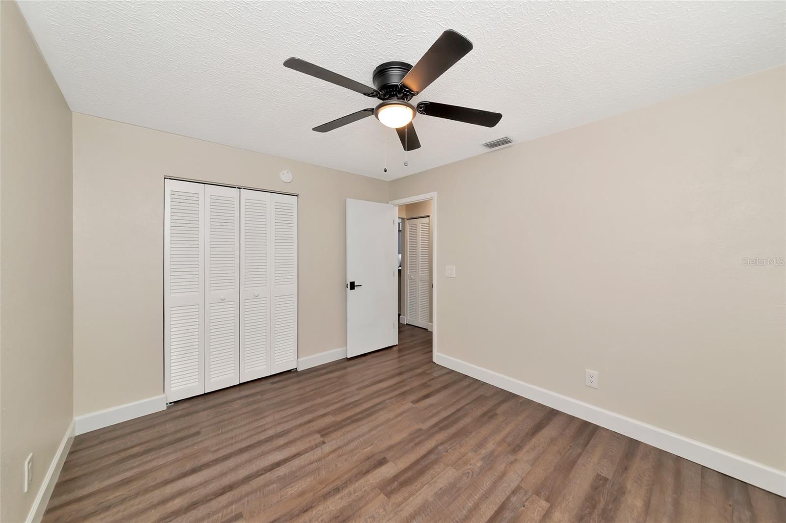 HIDDEN MEADOWS - Residential