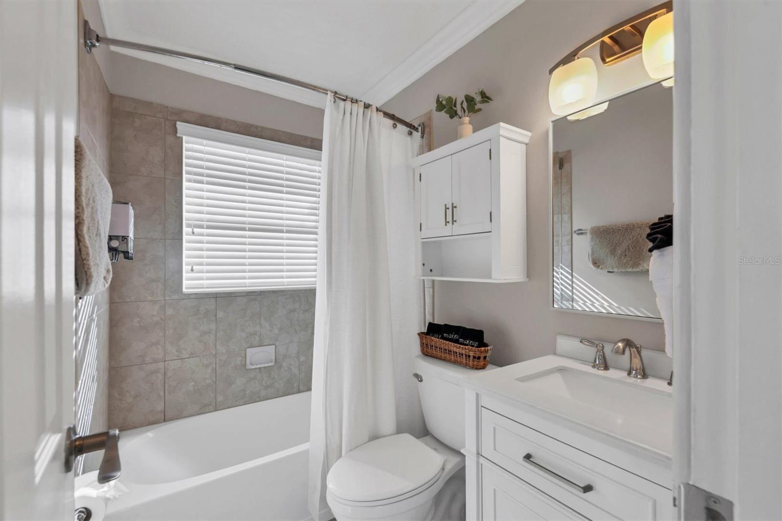 BAYSHORE GARDENS SEC 1 - Residential