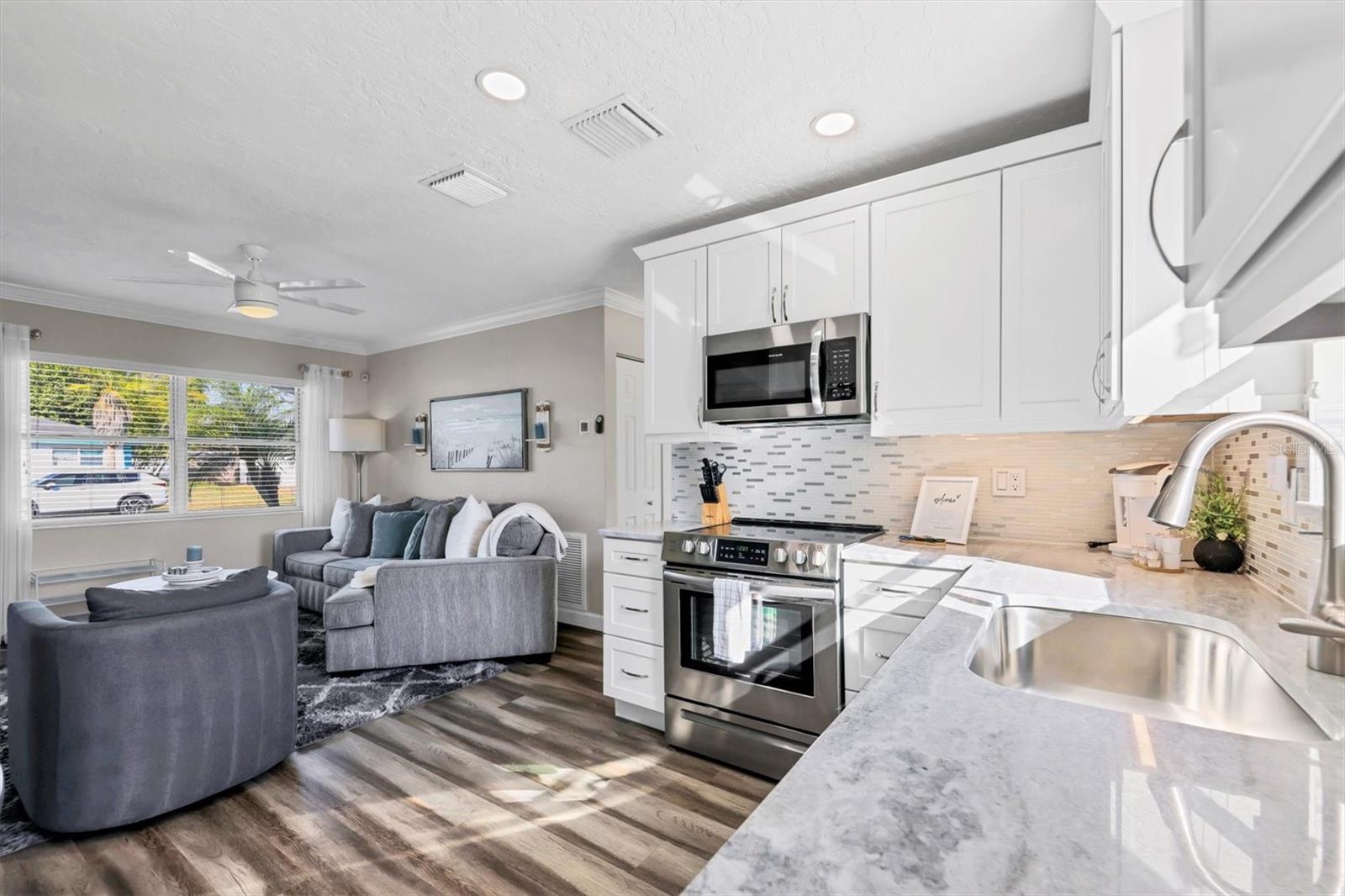 BAYSHORE GARDENS SEC 1 - Residential