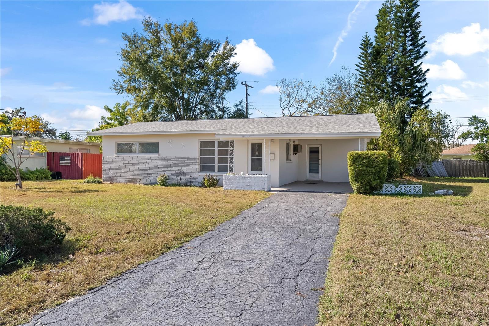 JASMINE LAKES - Residential