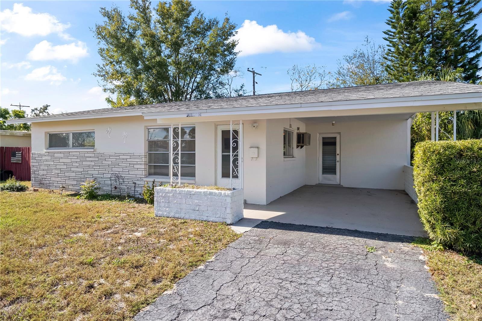 JASMINE LAKES - Residential