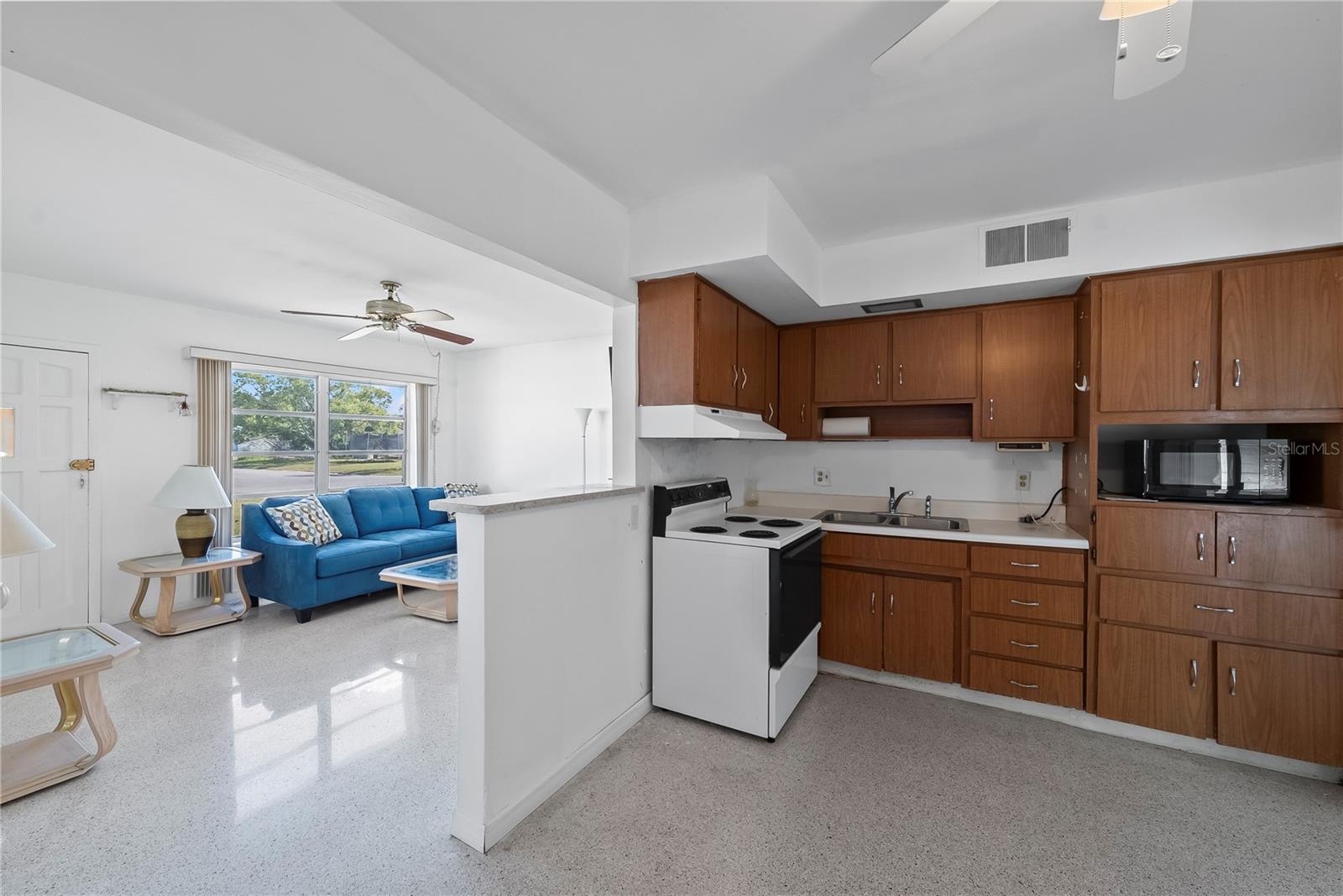 JASMINE LAKES - Residential