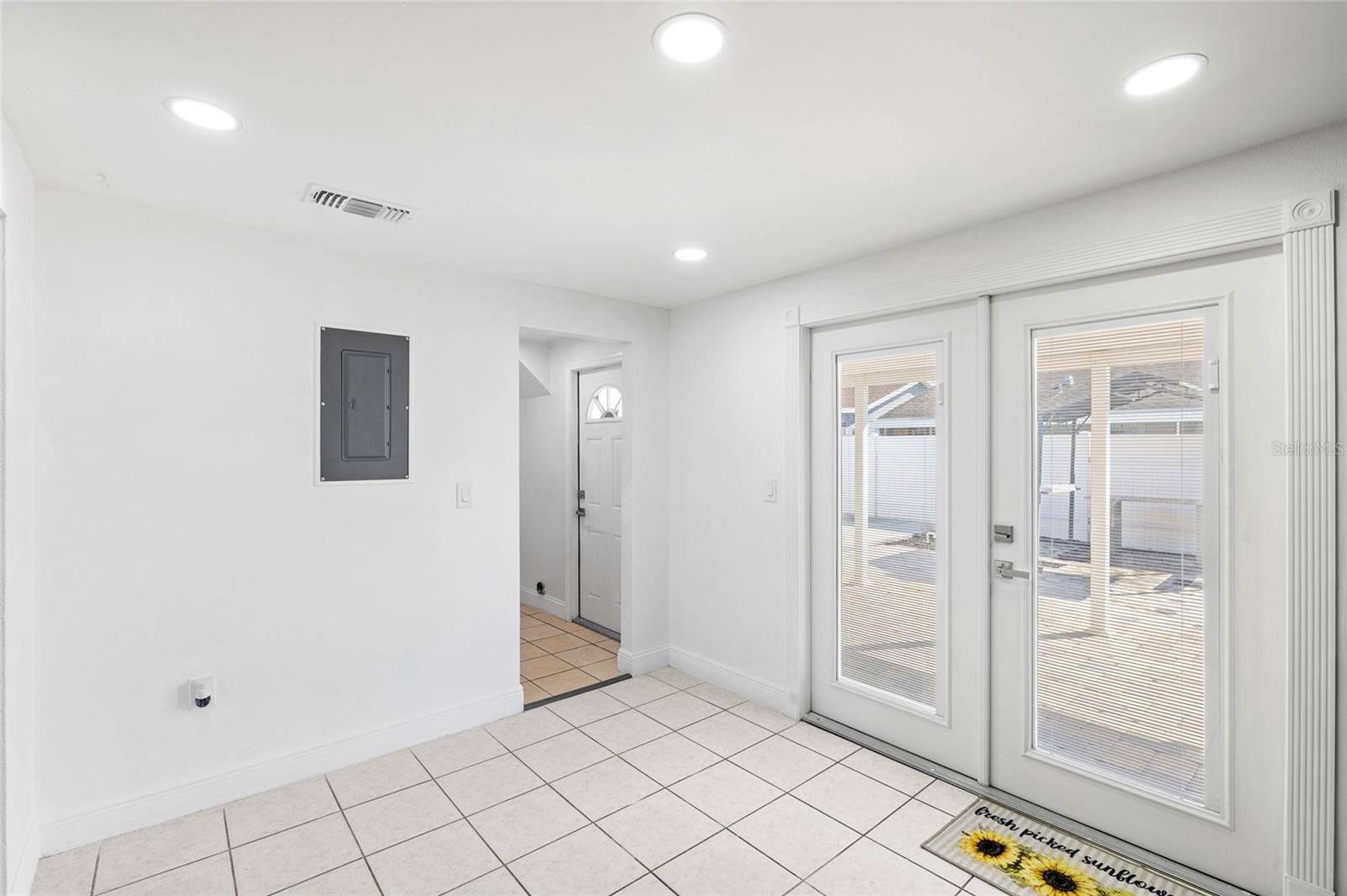 WOODBRIDGE PARK UNIT 3 - Residential