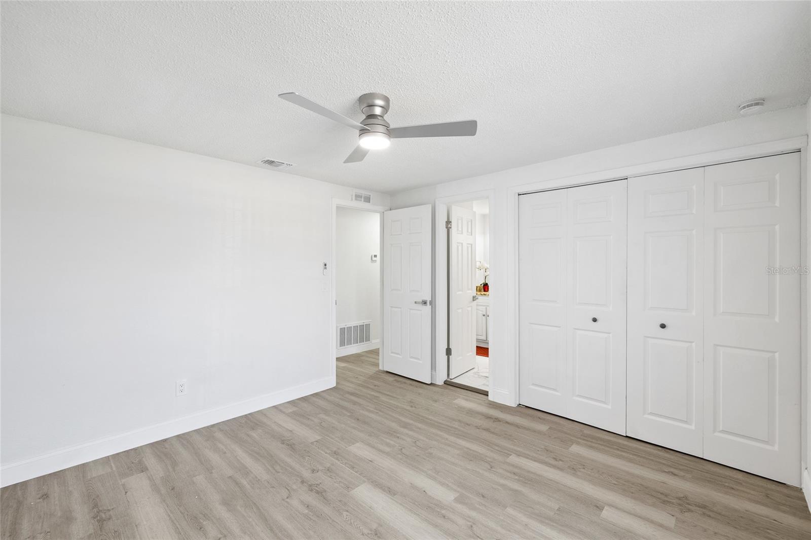 WOODBRIDGE PARK UNIT 3 - Residential