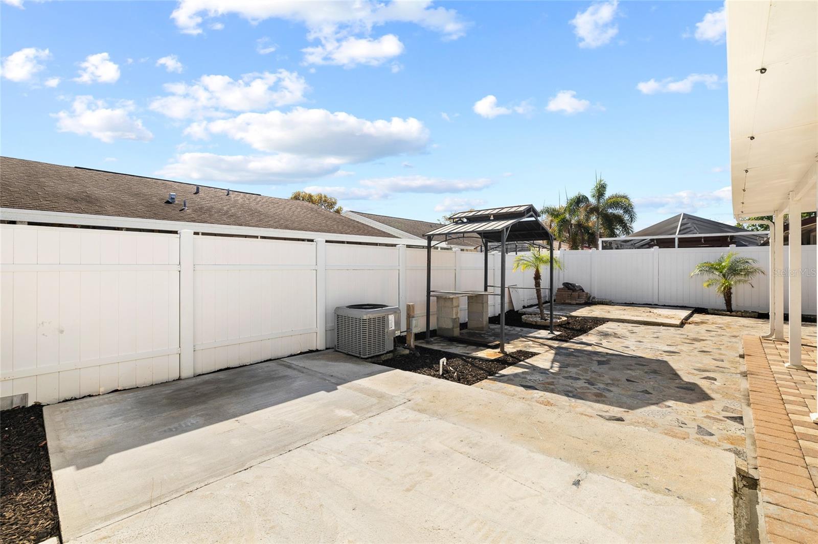 WOODBRIDGE PARK UNIT 3 - Residential