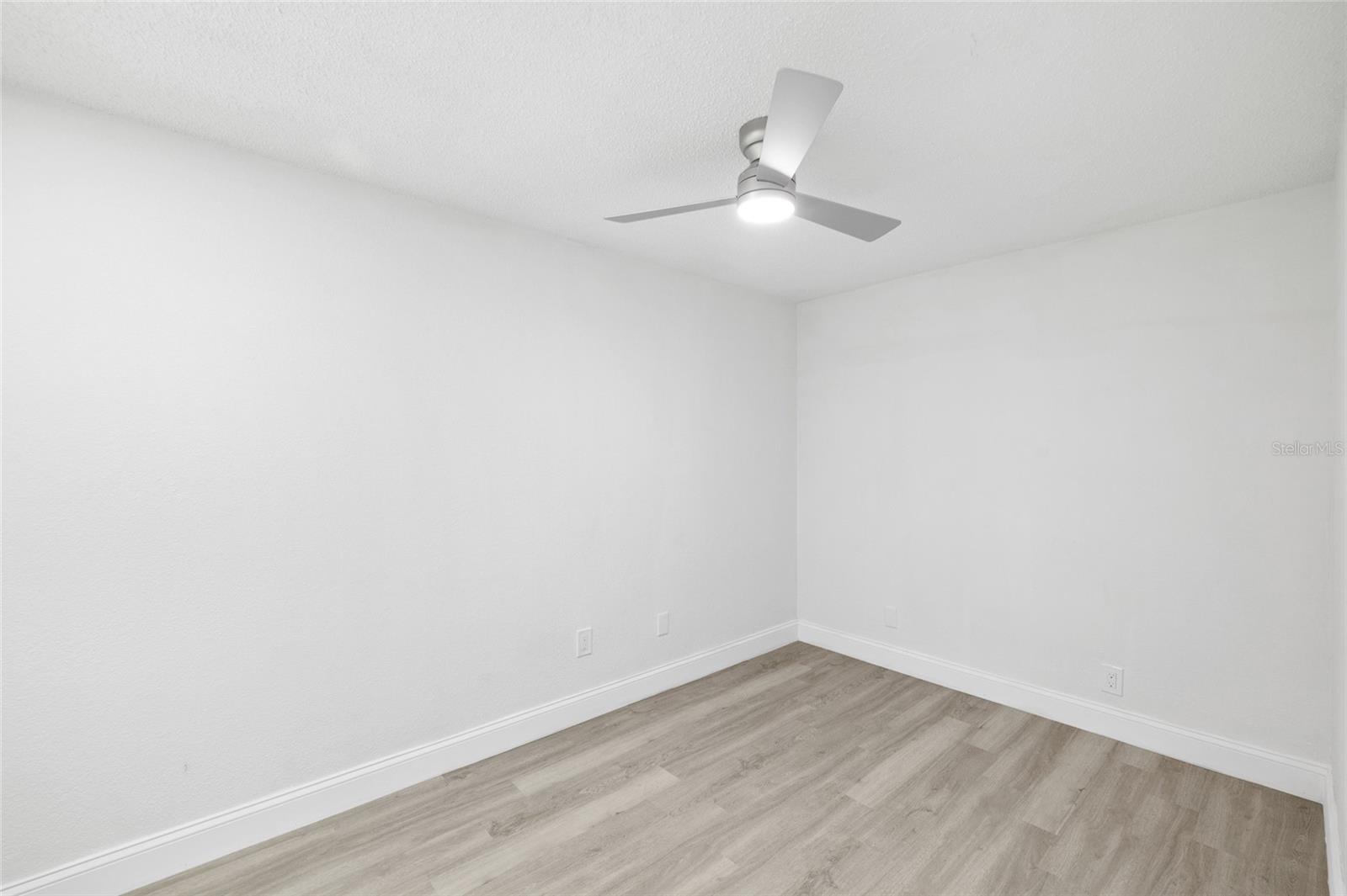 WOODBRIDGE PARK UNIT 3 - Residential