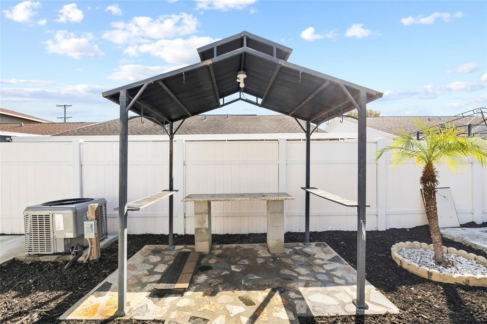 WOODBRIDGE PARK UNIT 3 - Residential