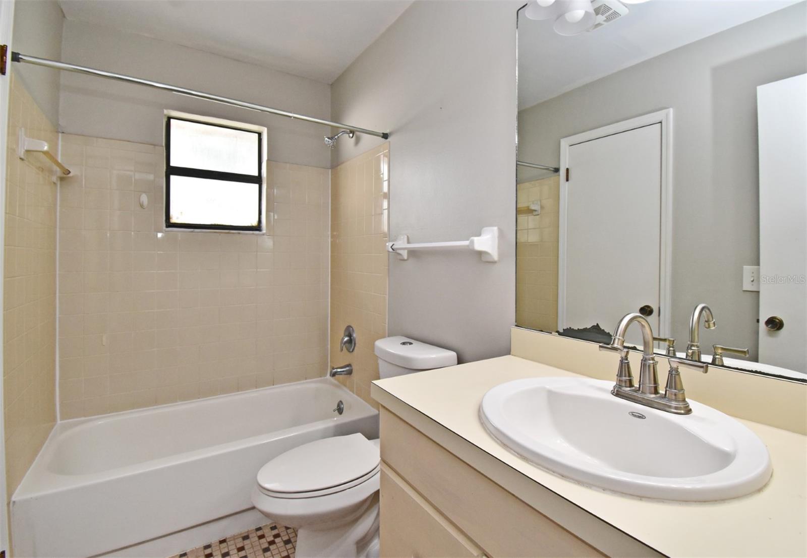 FERNBROOK TRAILS PH 3 - Residential Lease