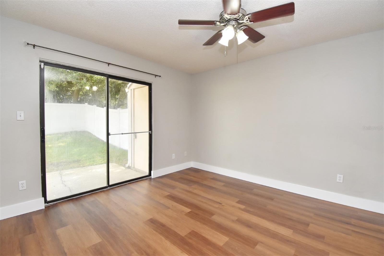 FERNBROOK TRAILS PH 3 - Residential Lease