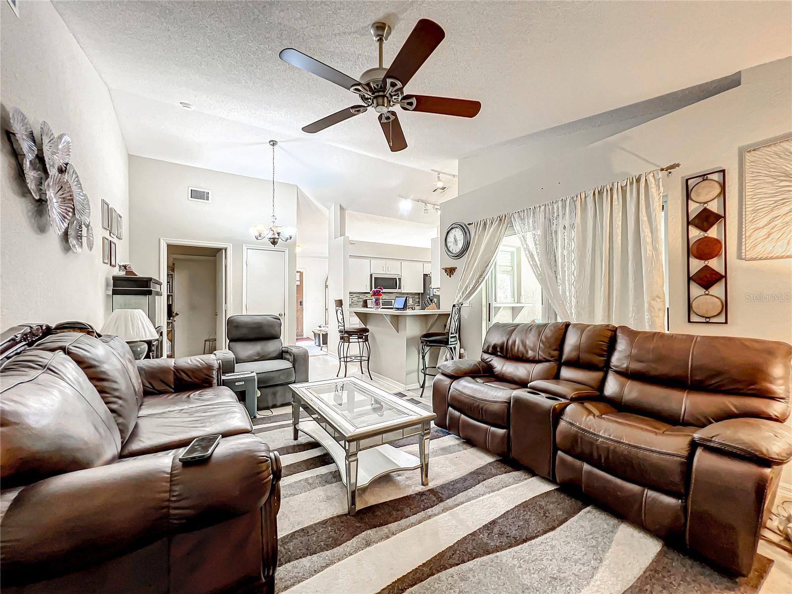 SHEPHERD OAKS PH 01 - Residential