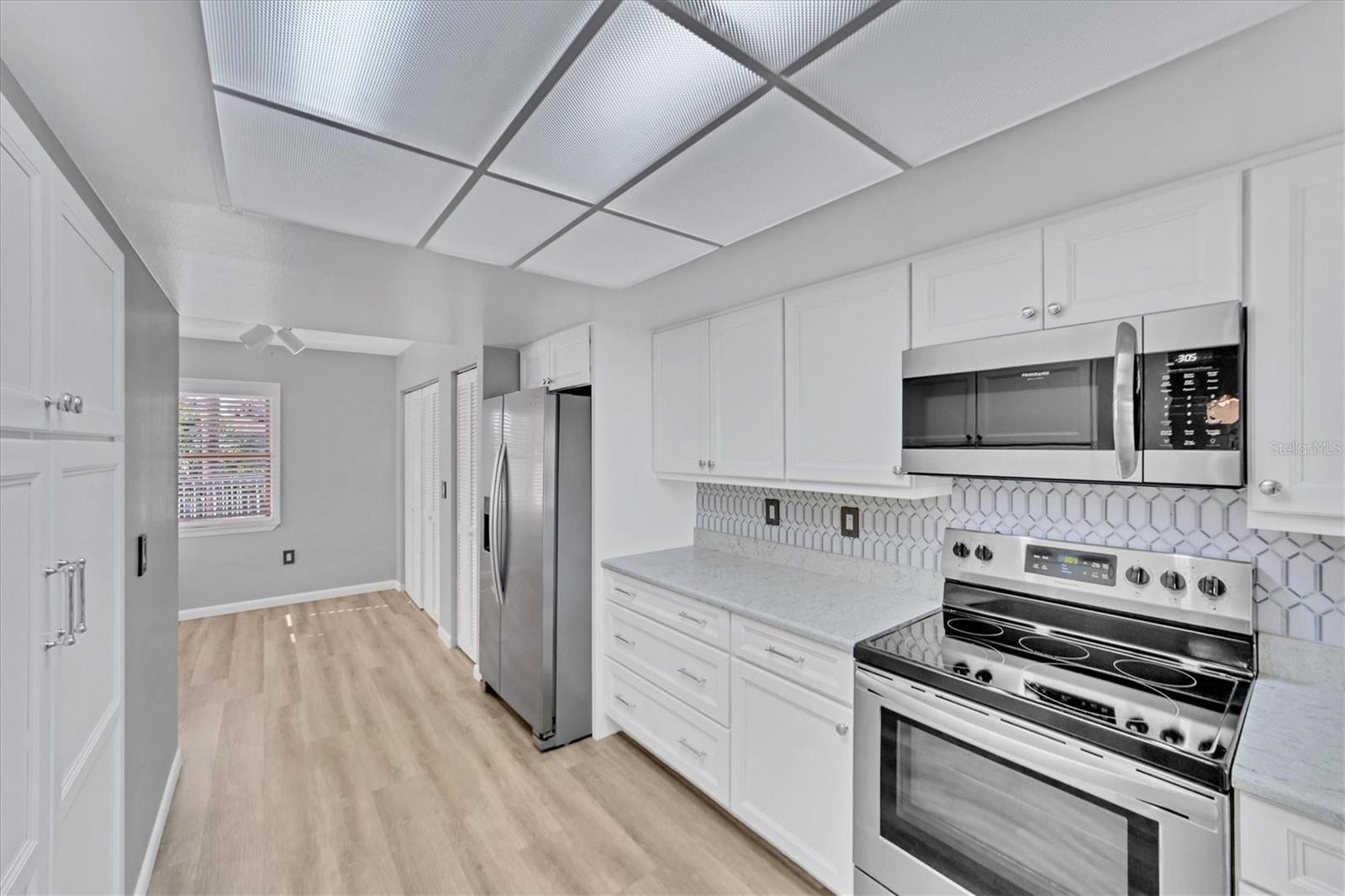 RIVER PLACE - Residential