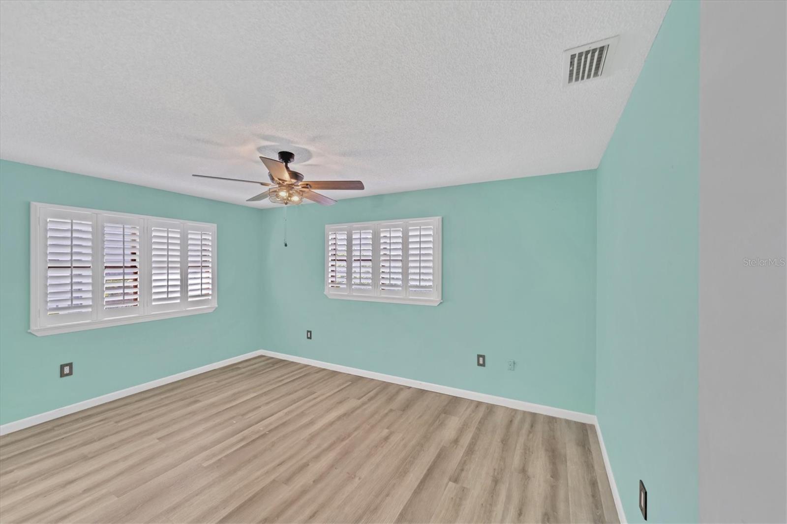 RIVER PLACE - Residential