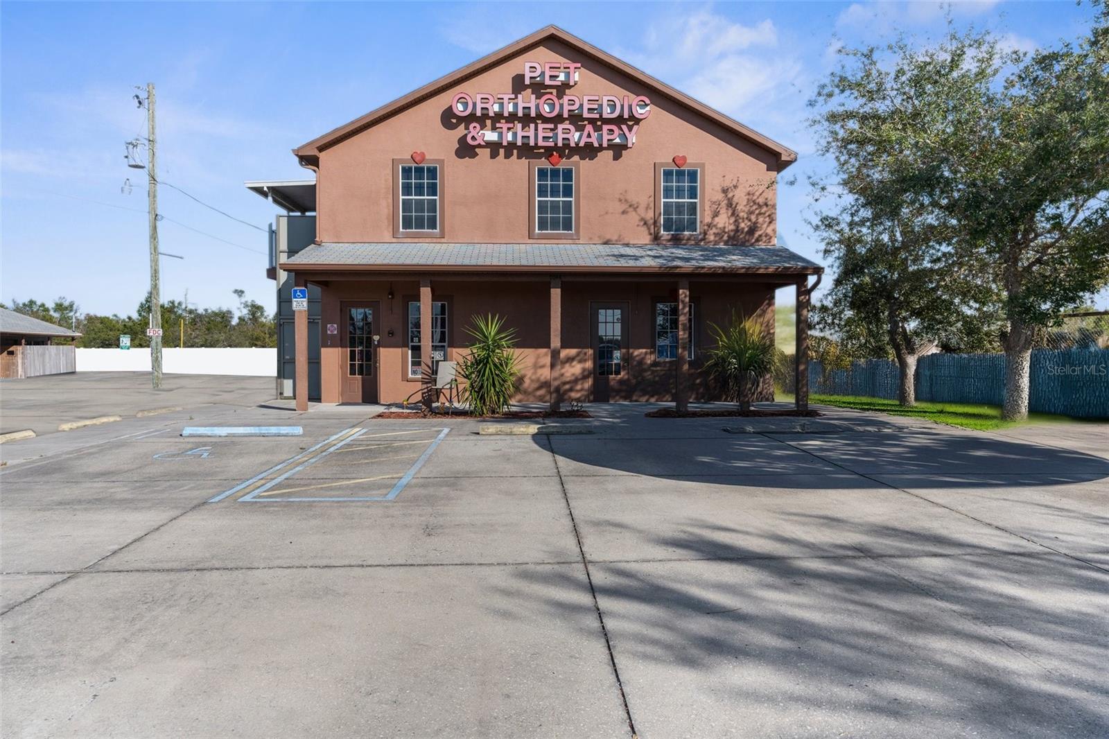 7044 COMMERCIAL WAY
