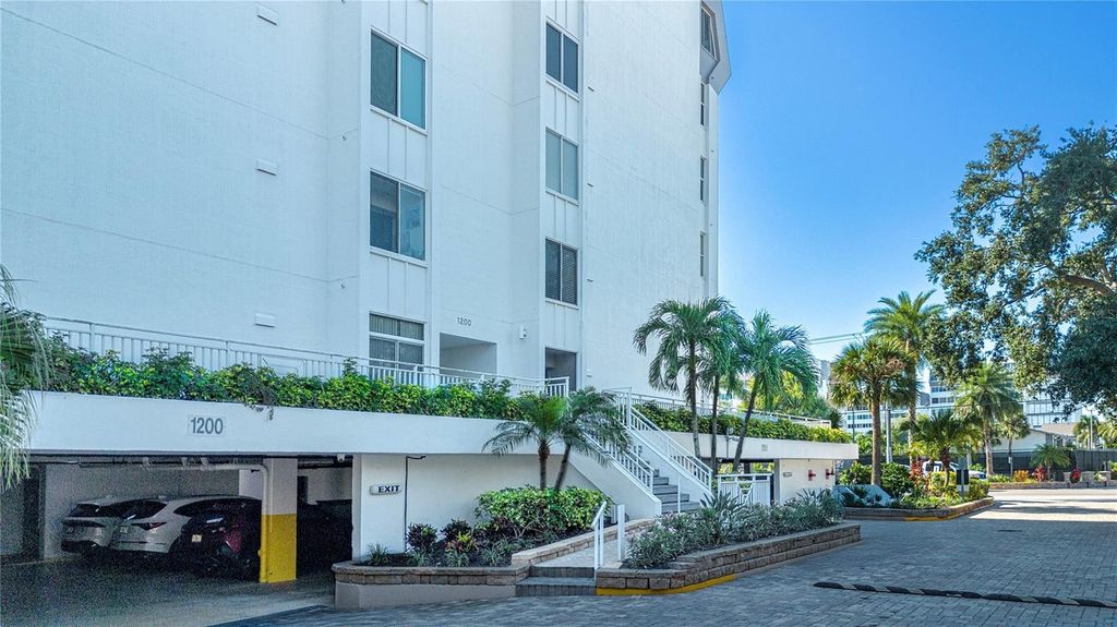 Photo of 1200 E Peppertree Lane #601, Sarasota, FL 34242 (MLS # A4675907)