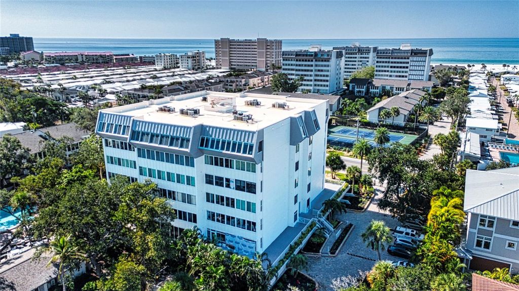 Photo of 1200 E Peppertree Lane #601, Sarasota, FL 34242 (MLS # A4675907)