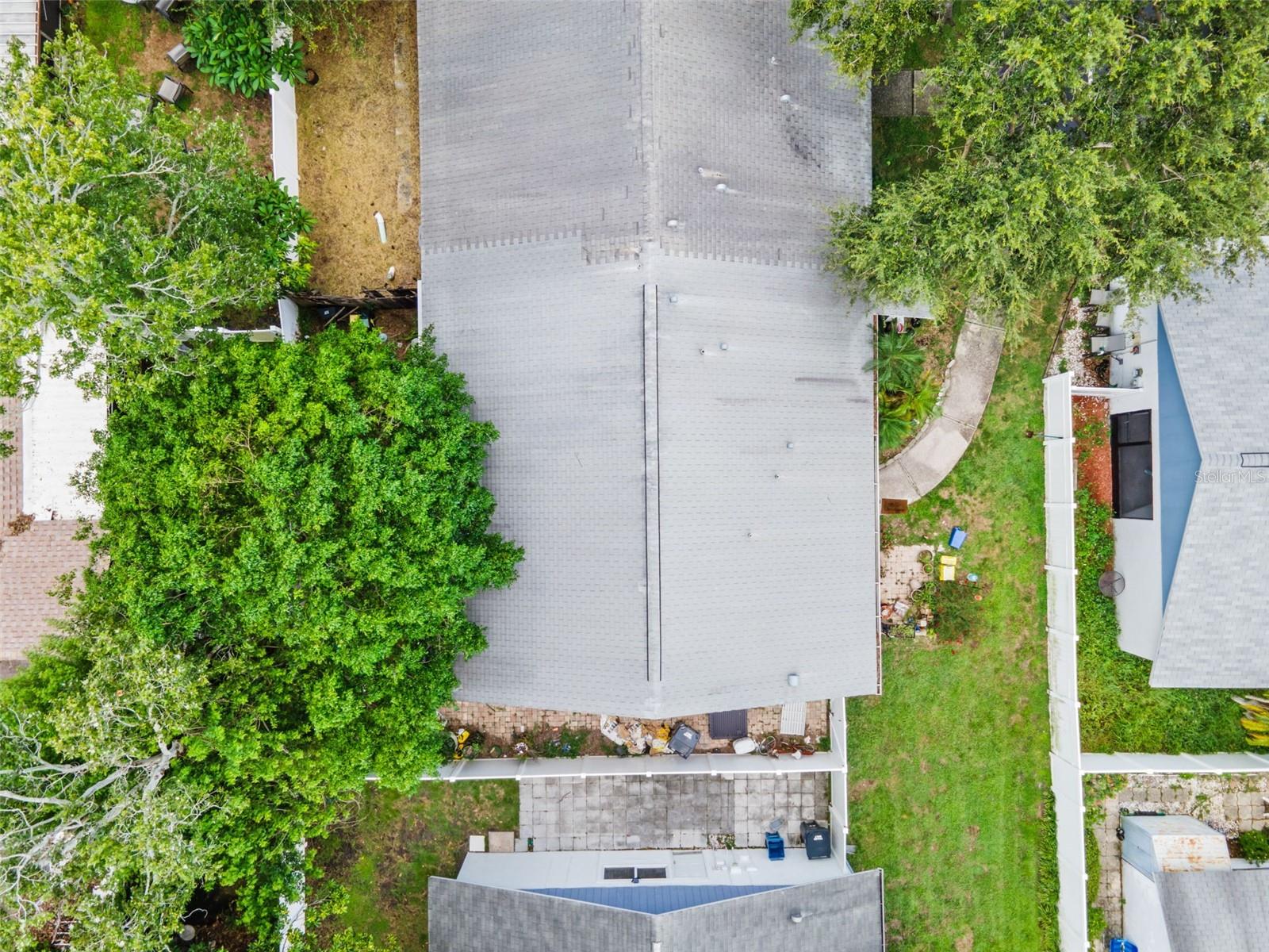 2042 SHEFFIELD COURT