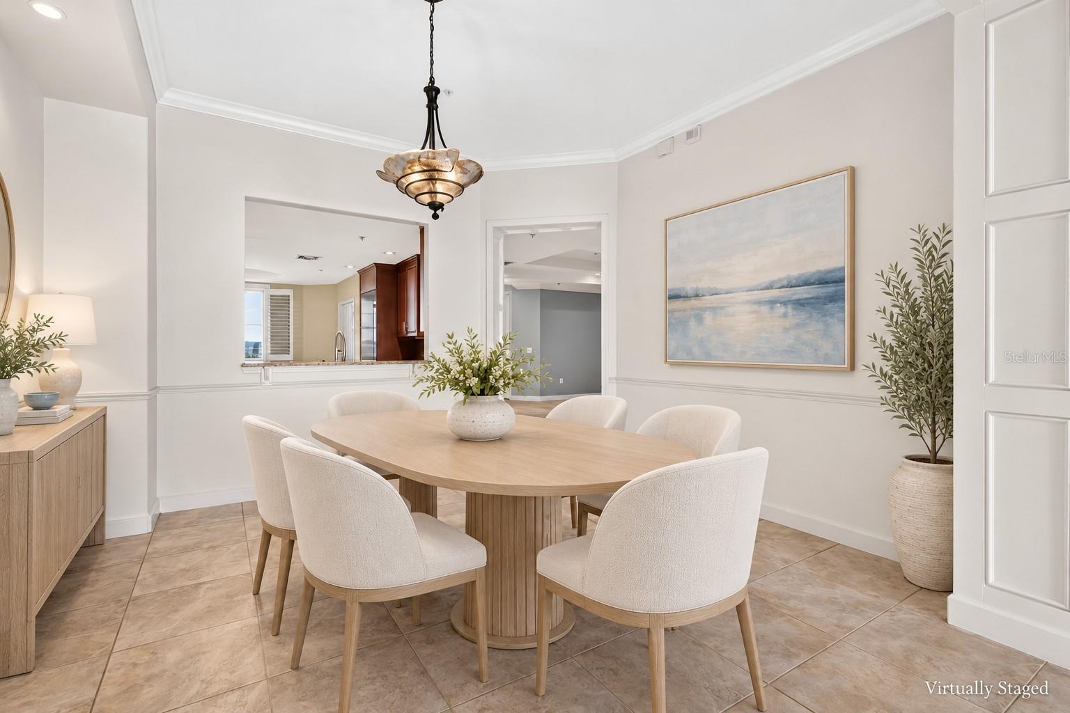 8749 THE ESPLANADE 22