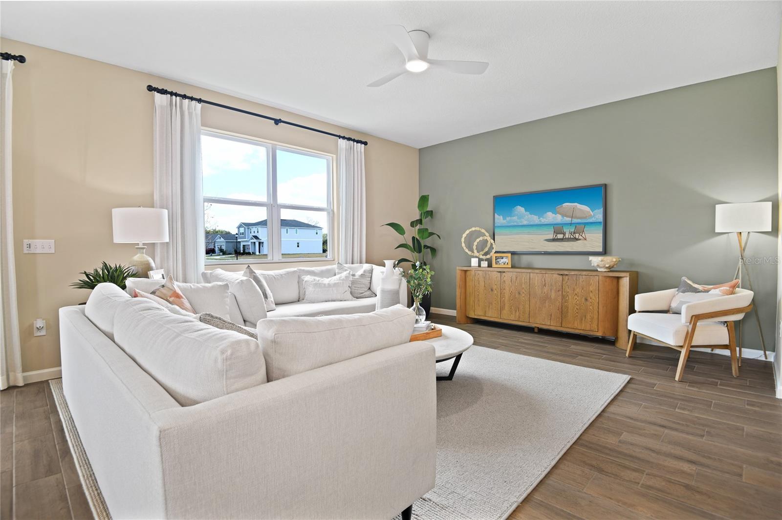 MAPLE RIDGE - Residential