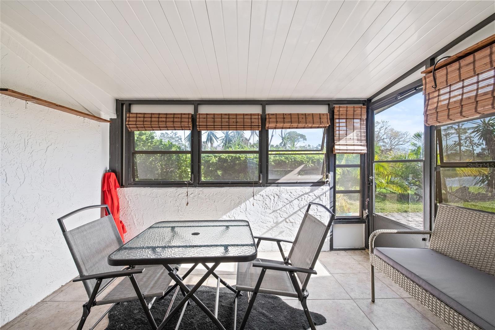 TIMBERWOODS CONDO - Residential Lease