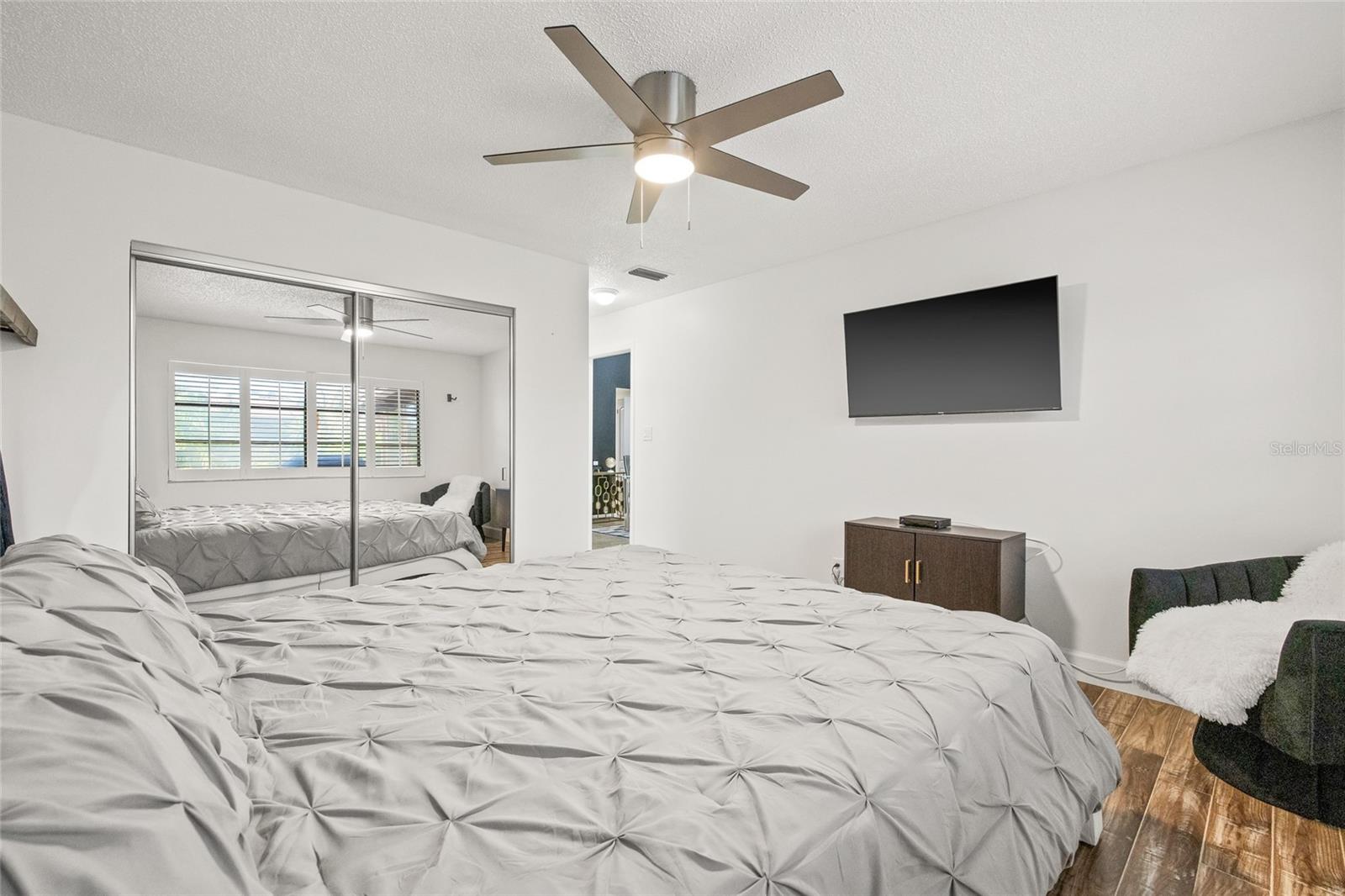 TIMBERWOODS CONDO - Residential Lease