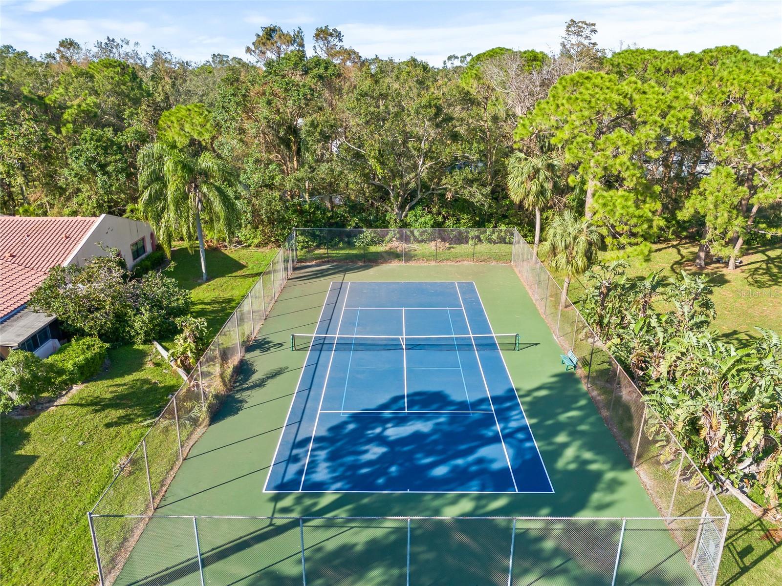 TIMBERWOODS CONDO - Residential Lease