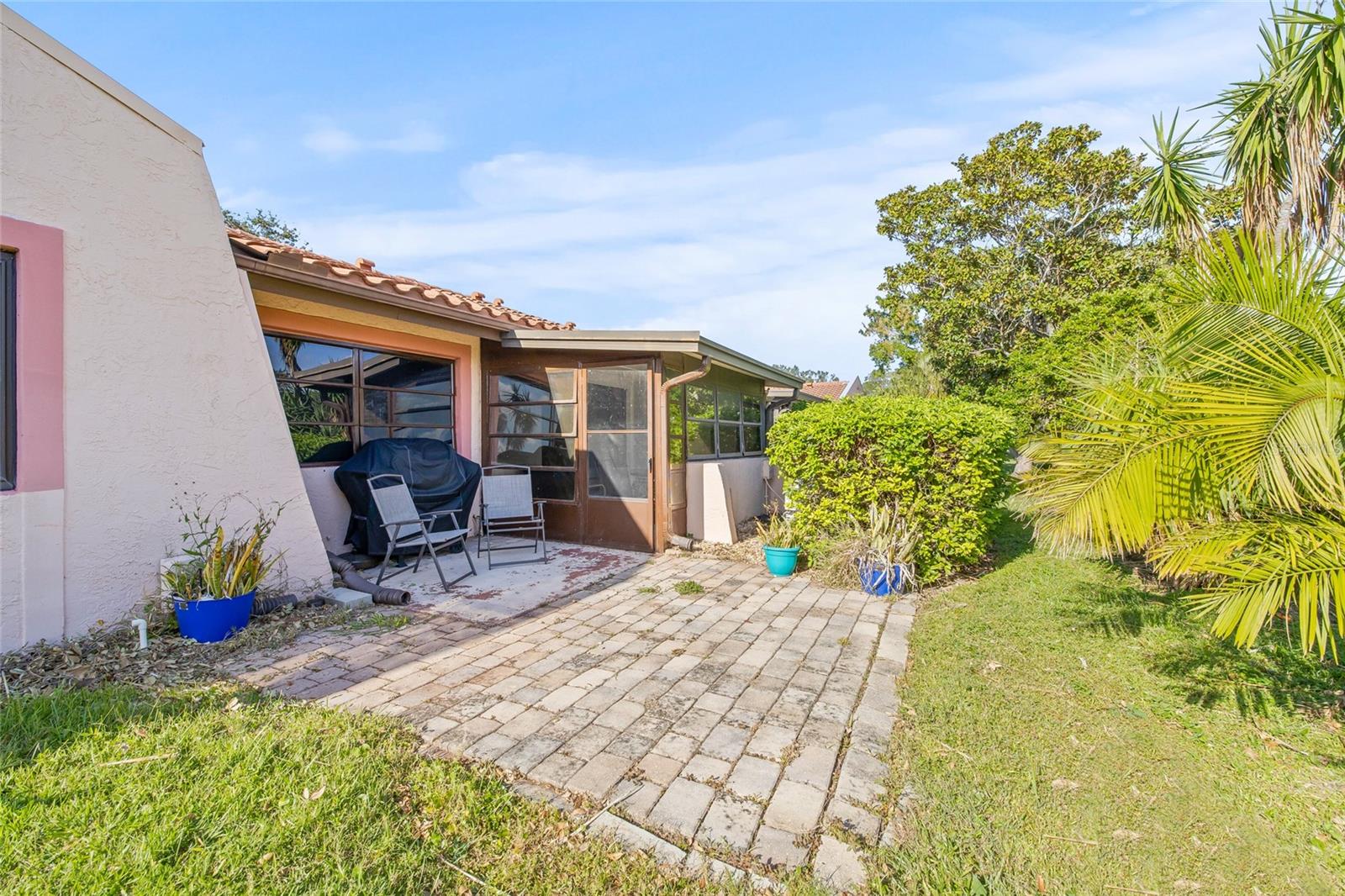 TIMBERWOODS CONDO - Residential Lease