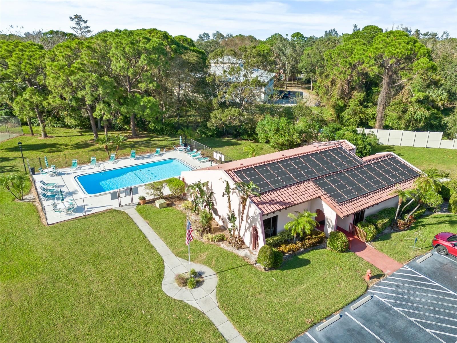 TIMBERWOODS CONDO - Residential Lease