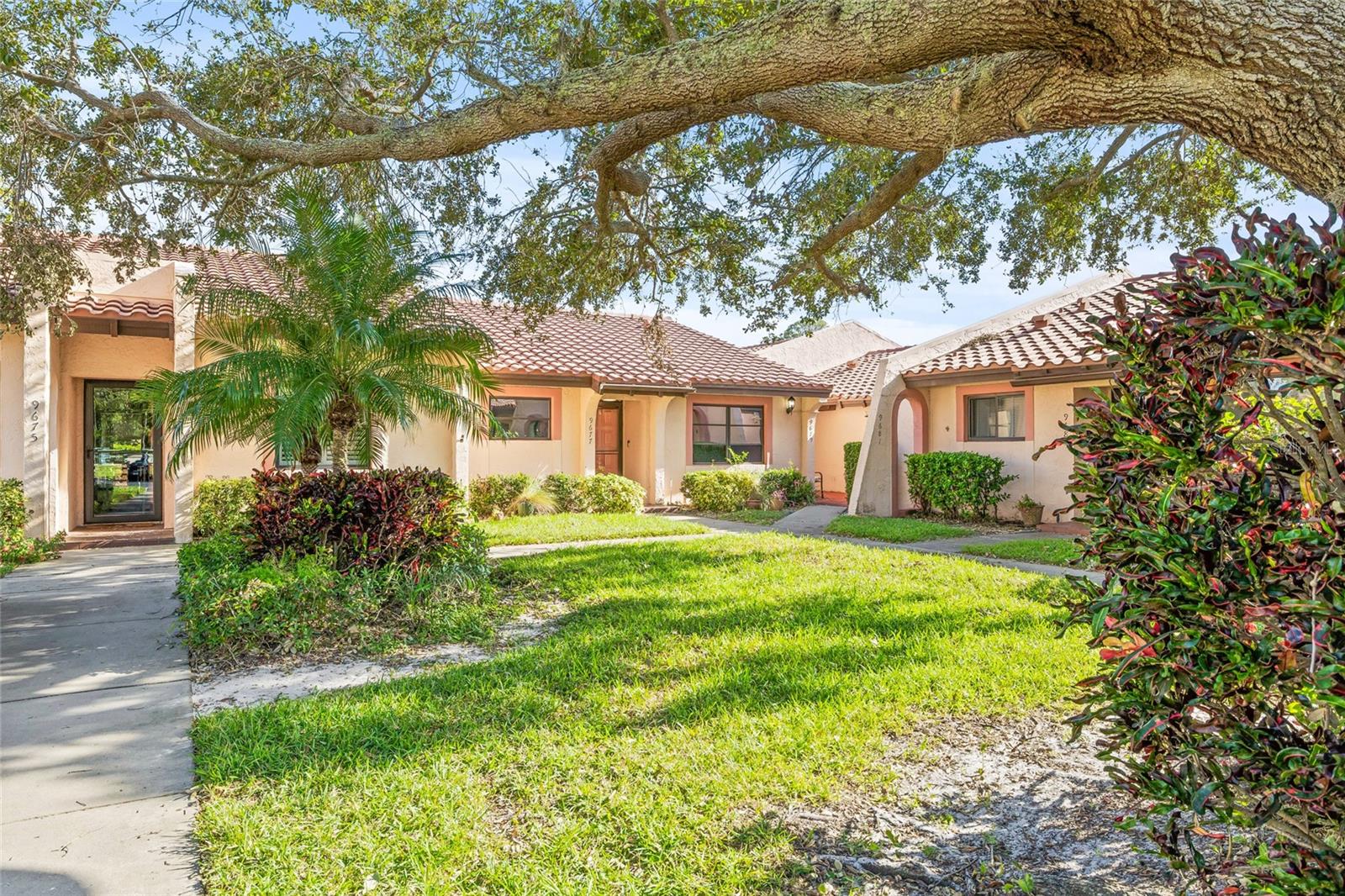 TIMBERWOODS CONDO - Residential Lease