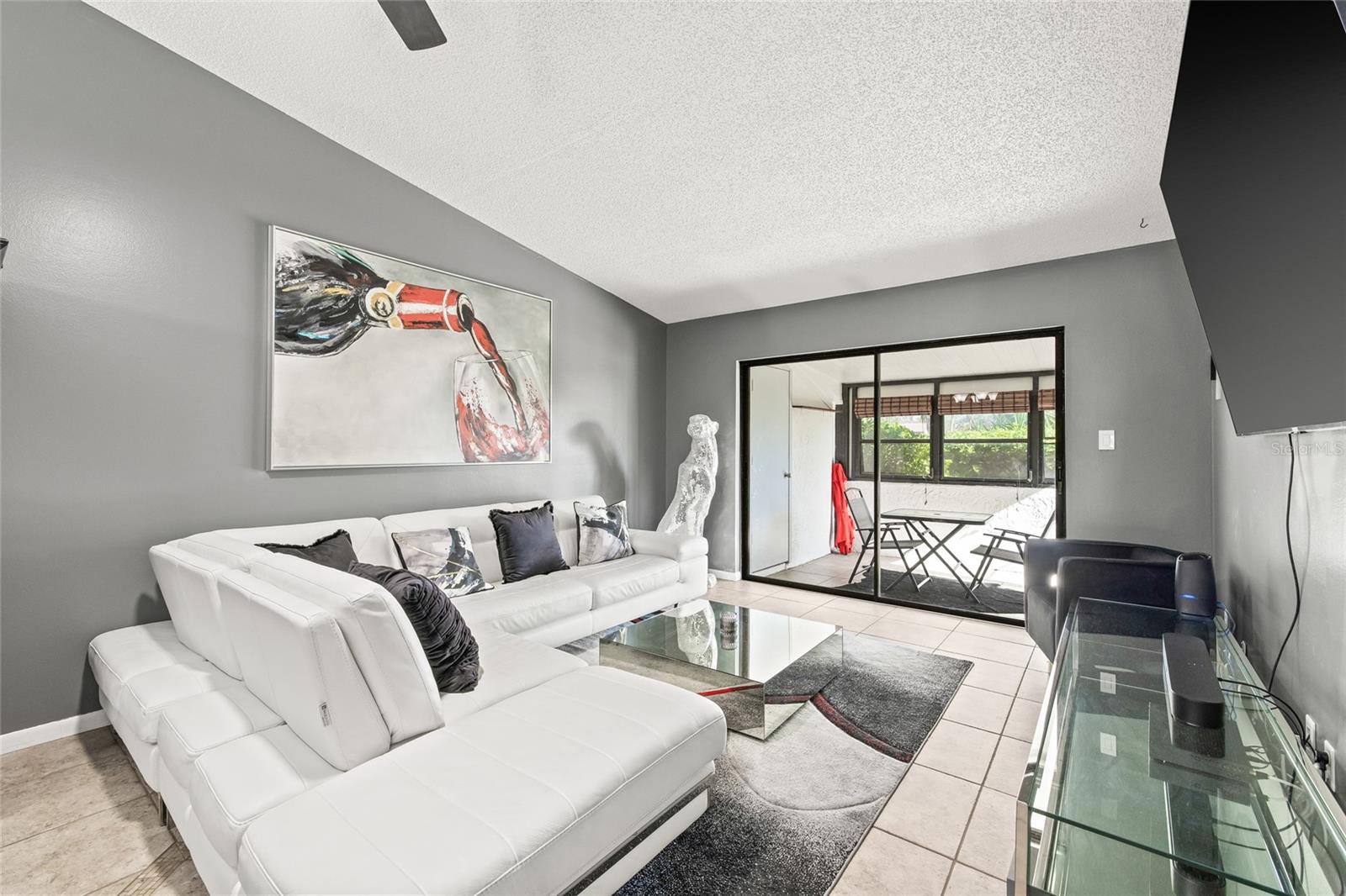 TIMBERWOODS CONDO - Residential Lease